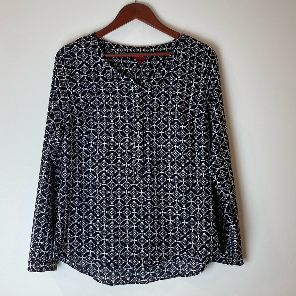 Preloved Merona Black and White Long Sleeve Blouse